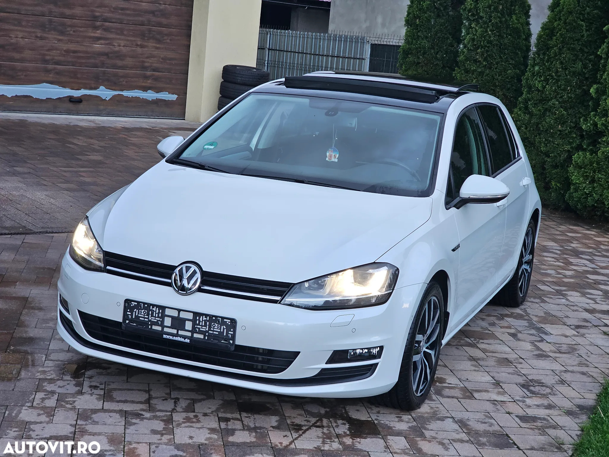 Volkswagen Golf 1.4 TSI BlueMotion Technology Cup - 11