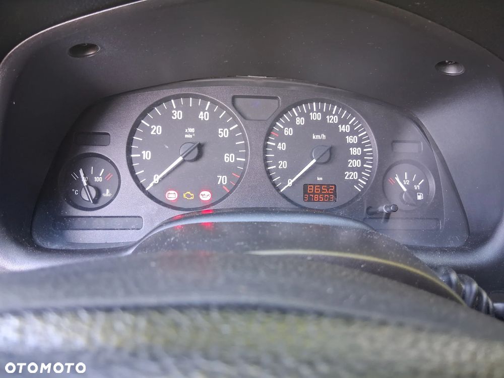 Opel Astra 1.4 Enjoy - 10