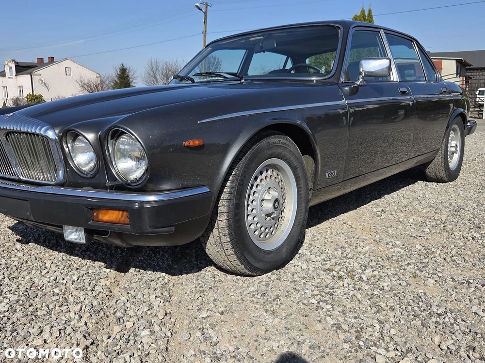 Jaguar Daimler - 16