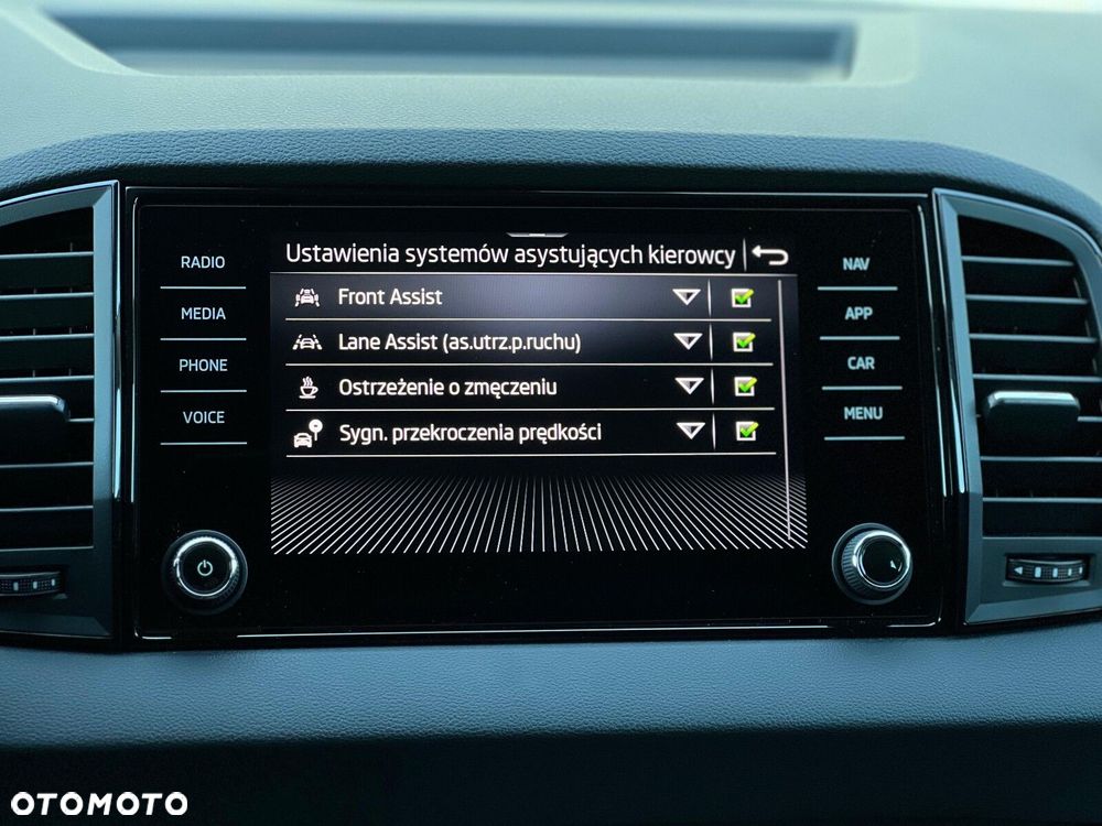 Skoda Karoq 1.5 TSI ACT Selection DSG - 30