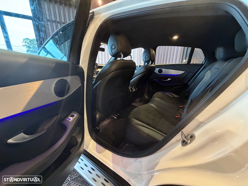 Mercedes-Benz GLC 300 de Coupe 4Matic 9G-TRONIC AMG Line - 25
