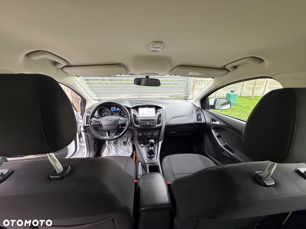 Ford Focus 1.5 TDCi SYNC Edition ASS - 10