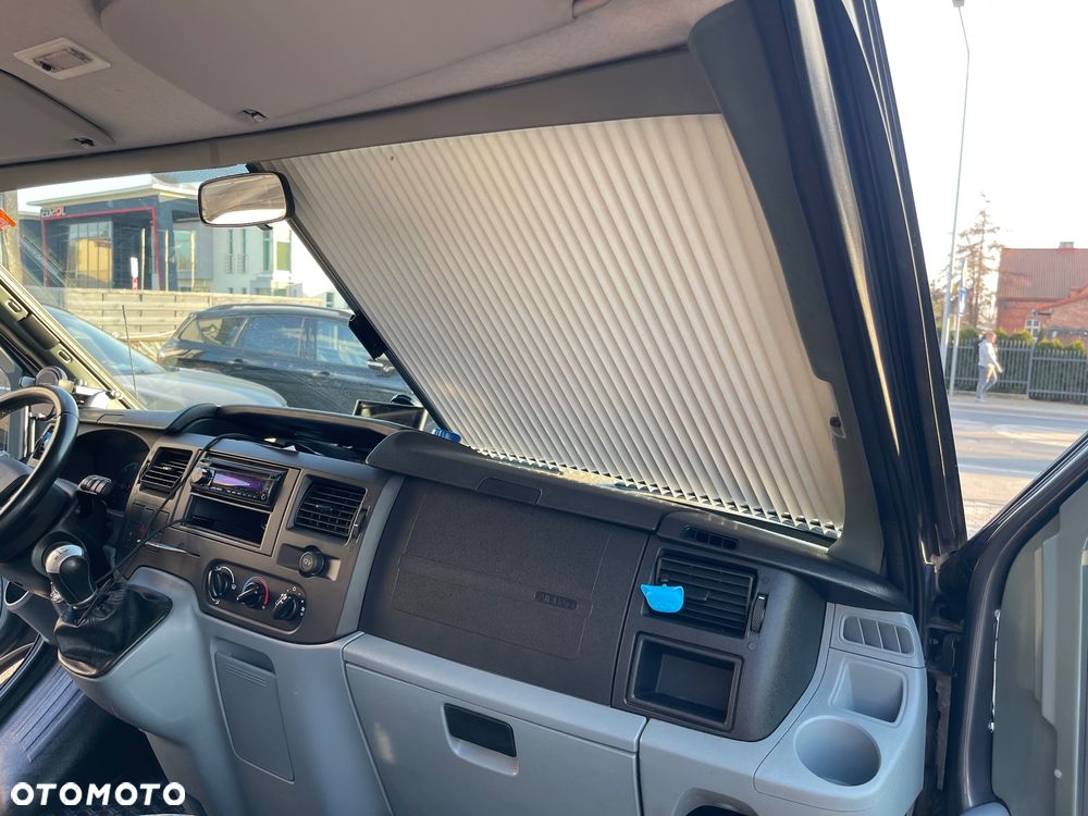 Ford Transit - 18