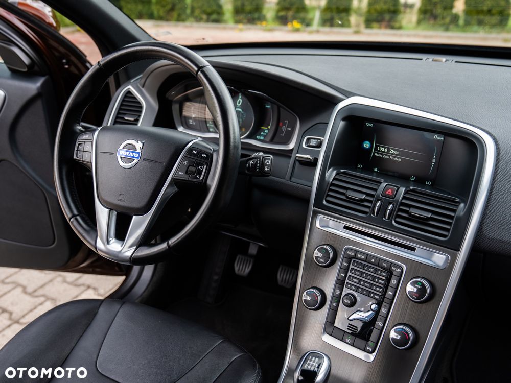 Volvo XC 60 D4 Momentum - 31