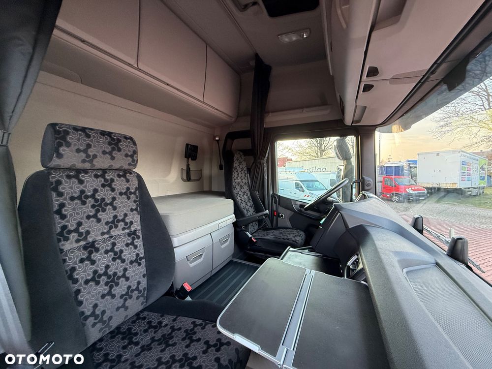 Scania R 500 *FULL LED* CAŁA NA PODUCHACH*OPONY 100%* NOEW SPRZĘGŁO* KLIMA POSTOJOWA* LODÓWKA* NAVI* Z Francji - 28