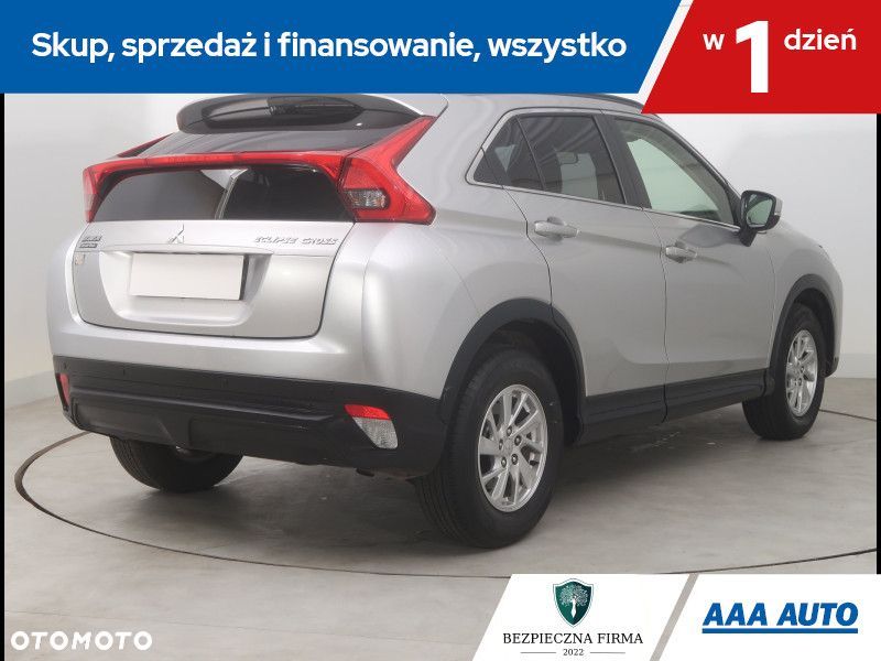 Mitsubishi Eclipse Cross - 7