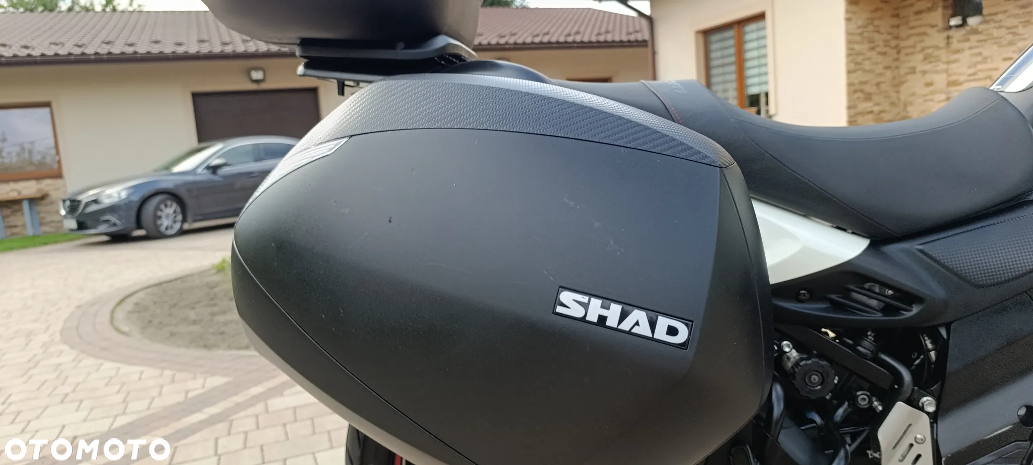 Suzuki V-STROM - 25
