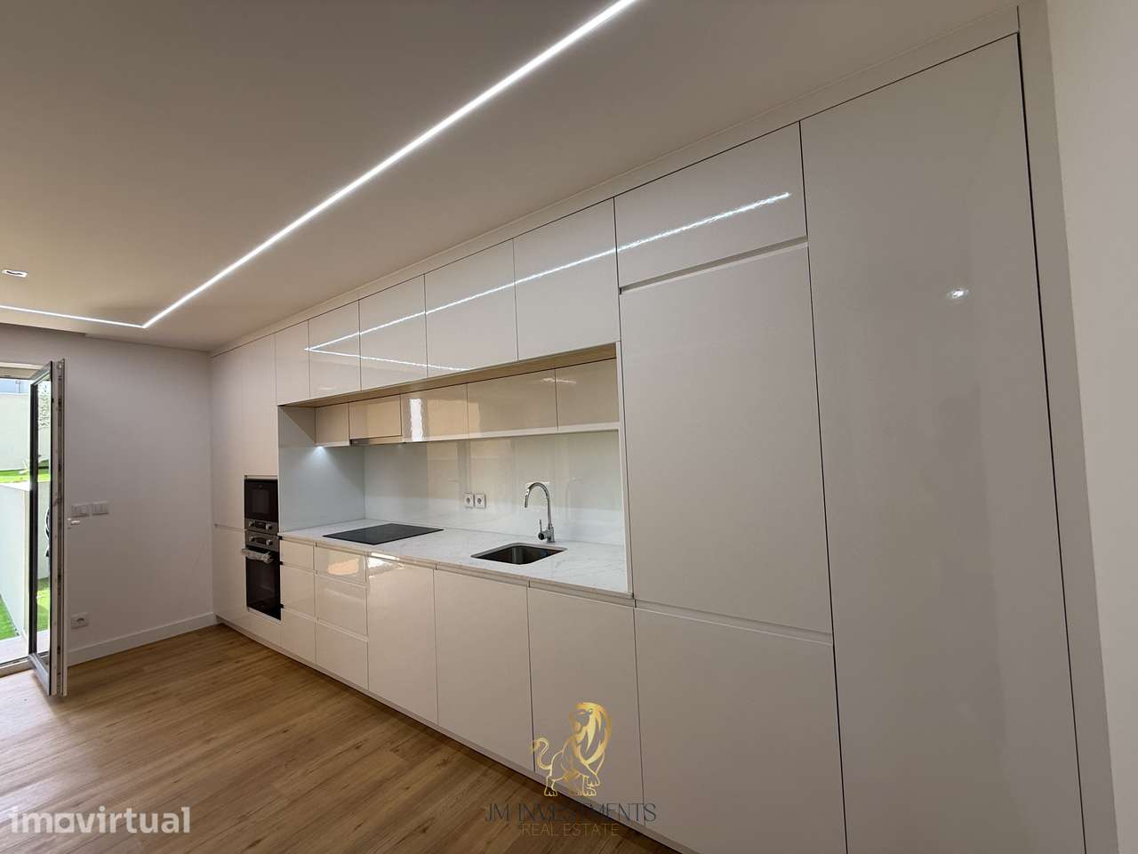 Apartamento Novo T0 com Jardim - Grande imagem: 4/30