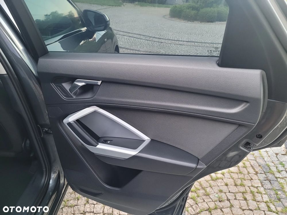 Audi Q3 Sportback 35 TDI S-Line S tronic - 25