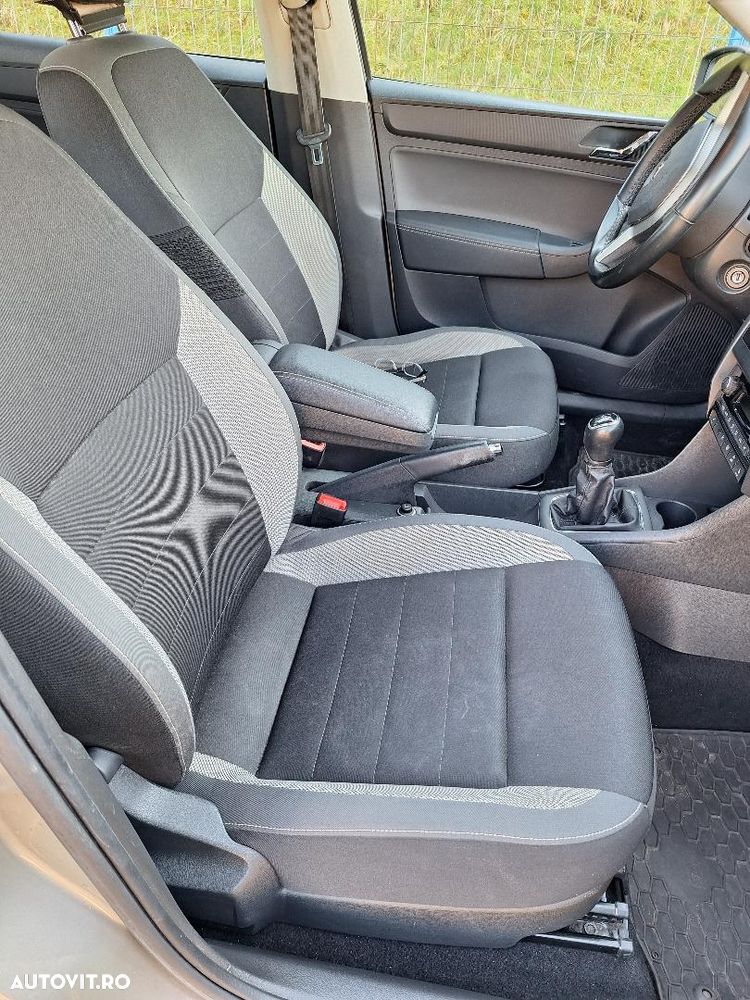 Skoda RAPID 1.2 TSI Ambition - 10