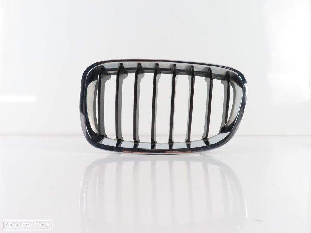 Grelha Sport Frente/Esquerda Usado / Original BMW 1 (F20)/BMW 1 (F21) 5113726211... - 1