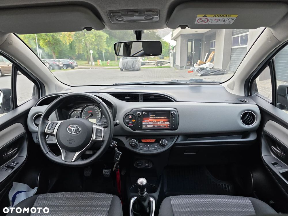 Toyota Yaris 1.33 Premium - 7