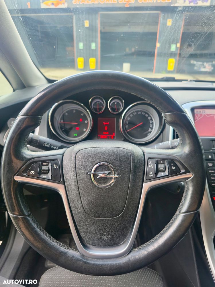 Opel Astra - 9