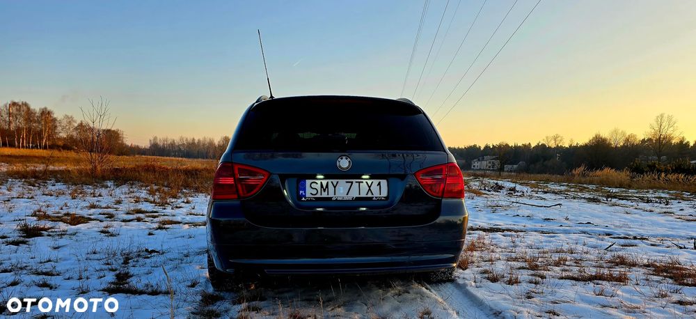 BMW Seria 3 320d - 8