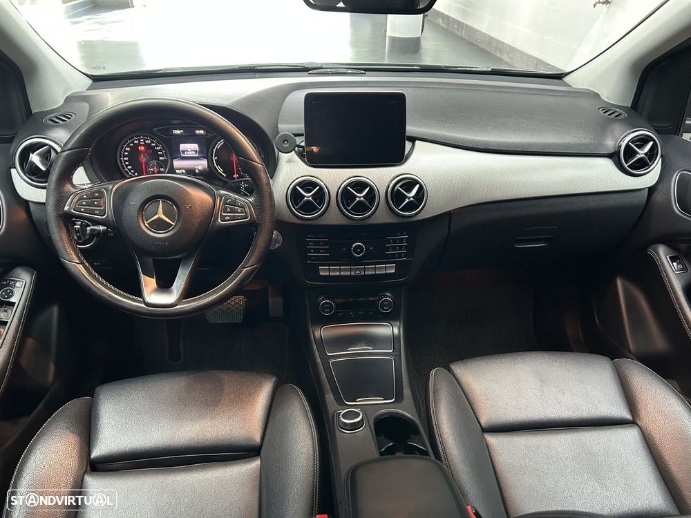 Mercedes-Benz B 250 e Electric Drive - 11