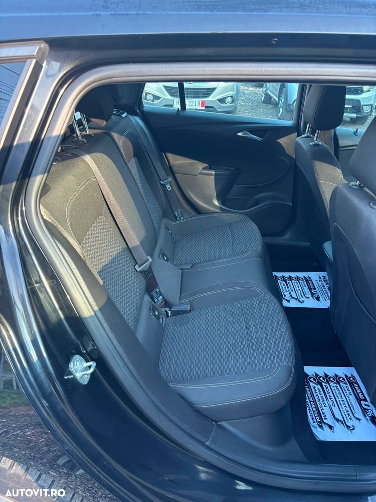 Opel Astra 1.6 CDTI ECOTEC ECOFlex Start/Stop Enjoy - 9