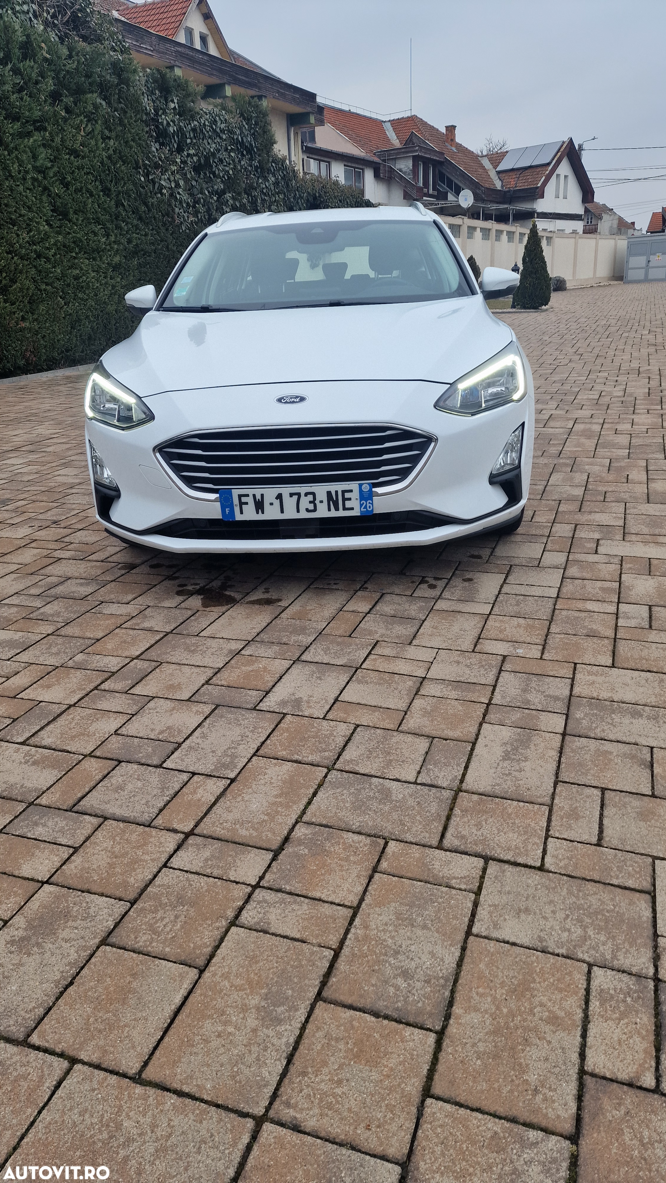 Ford Focus 1.5 EcoBlue Start-Stopp-System ACTIVE - 2