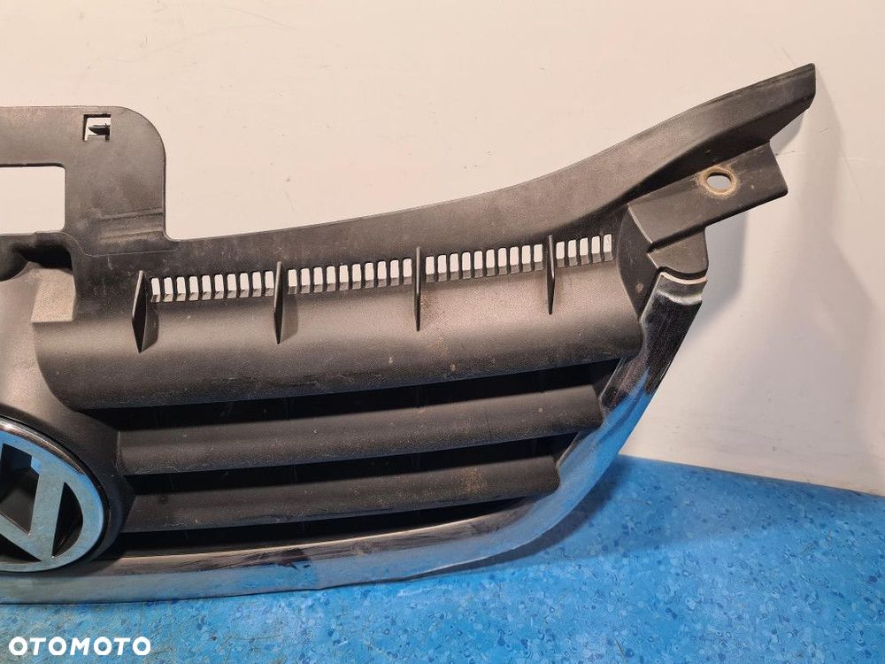 VOLKSWAGEN TOURAN I ATRAPA / GRILL - 4