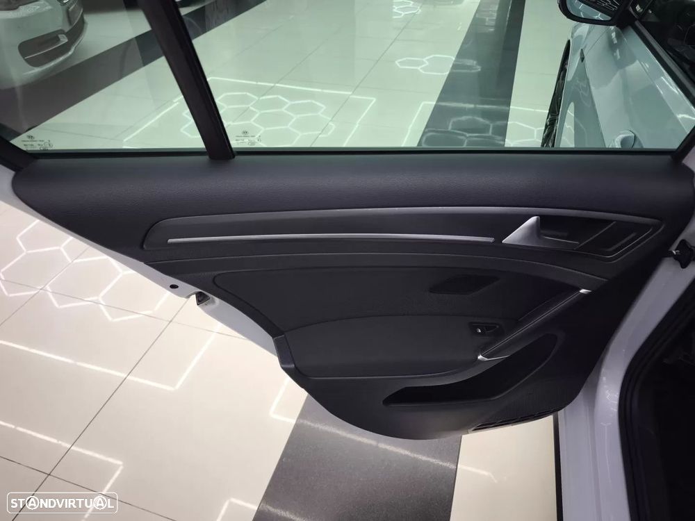 VW Golf 2.0 TSi GTi DSG Performance - 41