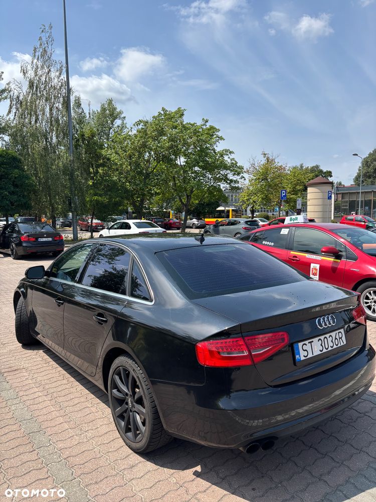 Audi A4 Limousine - 4