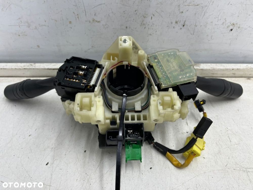 Manetka Mitsubishi Colt VI 6 Z30 04-12r. pająk przełącznik zespolony taśma poduszki 8600a332xa - 6