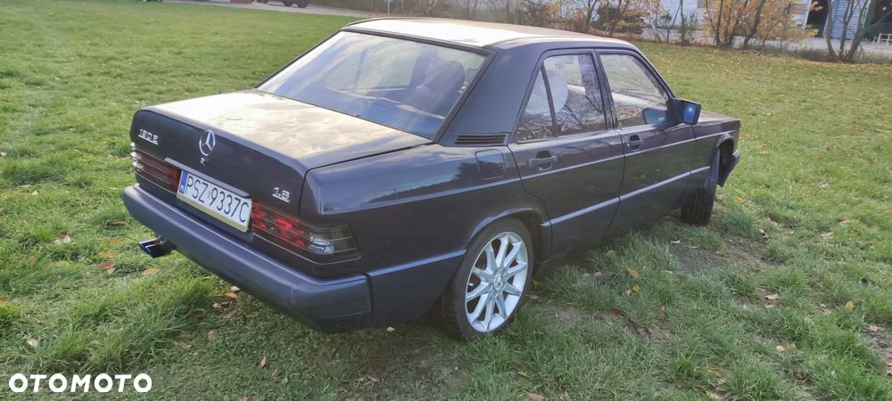 Mercedes-Benz W201 (190) - 5