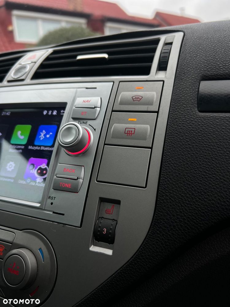 Ford Kuga 2.0 TDCi 4x4 Titanium - 32