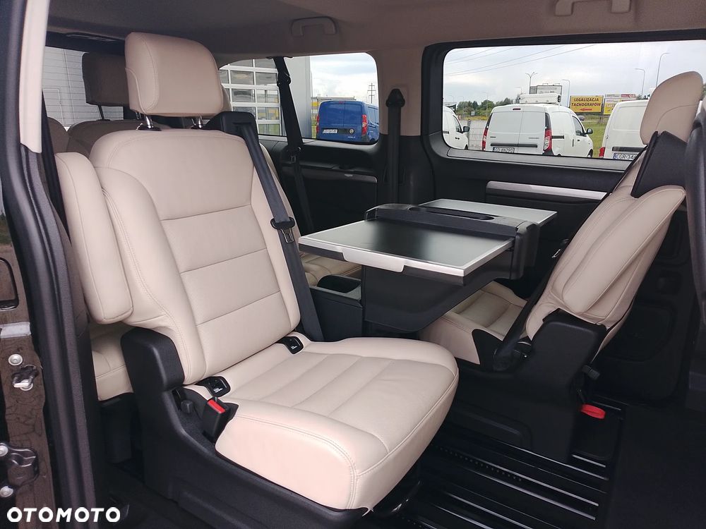 Toyota Proace Verso 2.0 D4-D Long VIP - 23