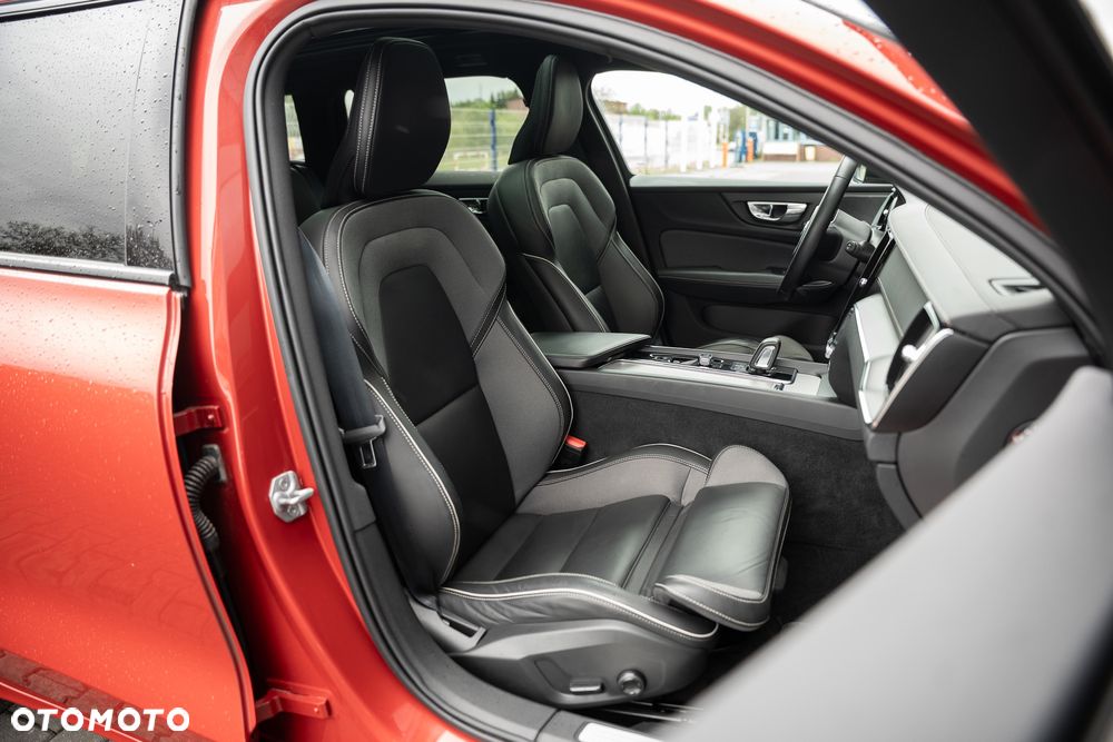 Volvo V60 B4 B Geartronic RDesign - 25