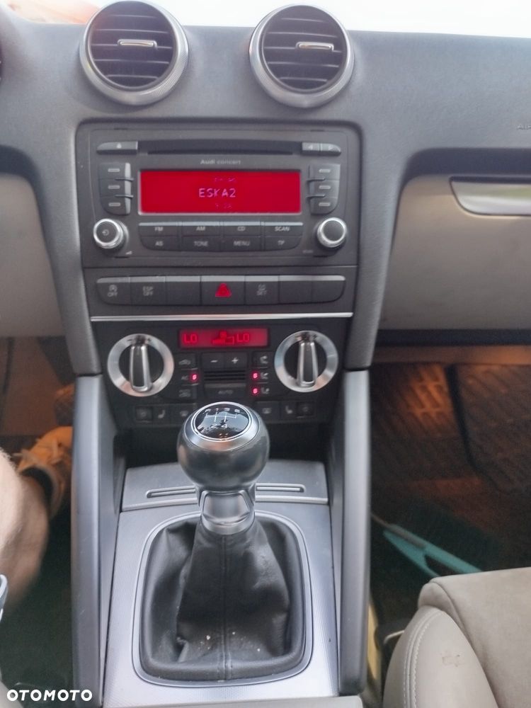 Audi A3 Sportback 1.6 TDI DPF Ambition - 2