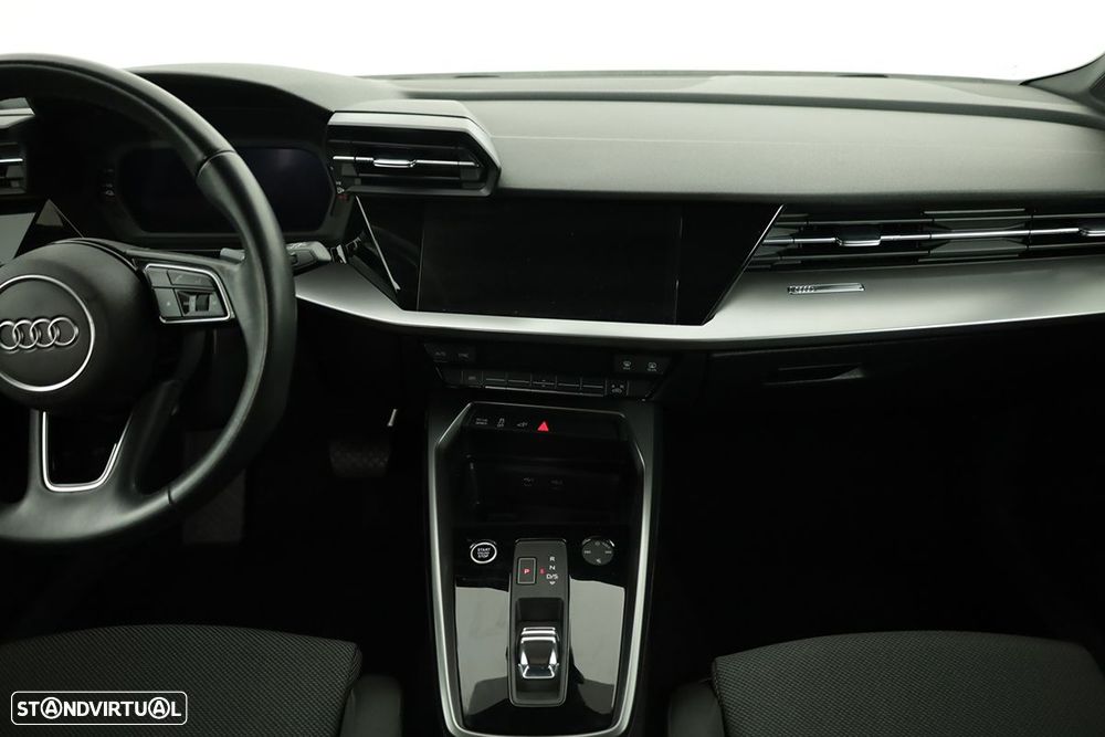 Audi A3 Sportback 45 TFSIe S line - 9