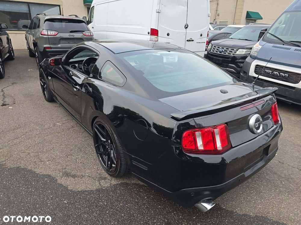 Ford Mustang 5.0 V8 GT Premium - 3