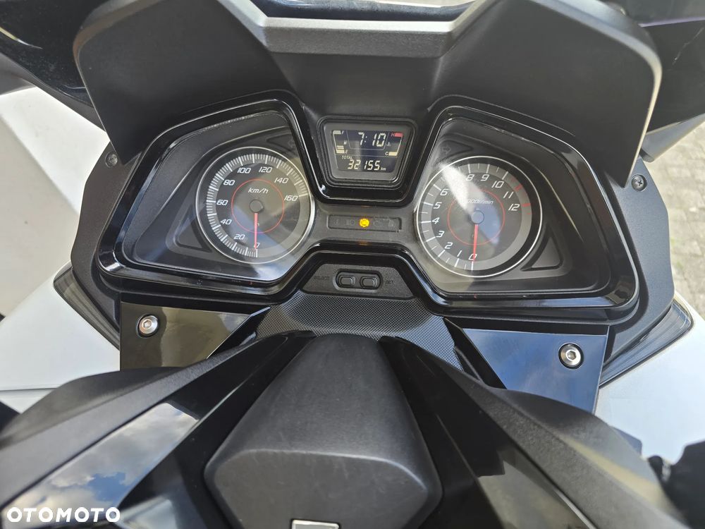 Honda NSS - 11