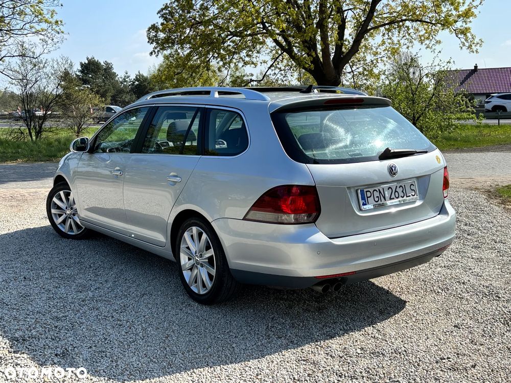 Volkswagen Golf 2.0 TDI DPF Highline - 6