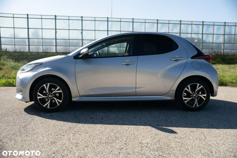 Toyota Yaris 1.5 Style CVT - 11