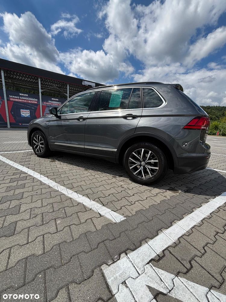 Volkswagen Tiguan - 4