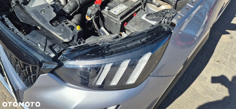 Peugeot 2008 1.2 PureTech GT Line S&S - 17