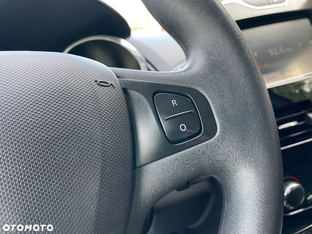 Renault Clio - 28