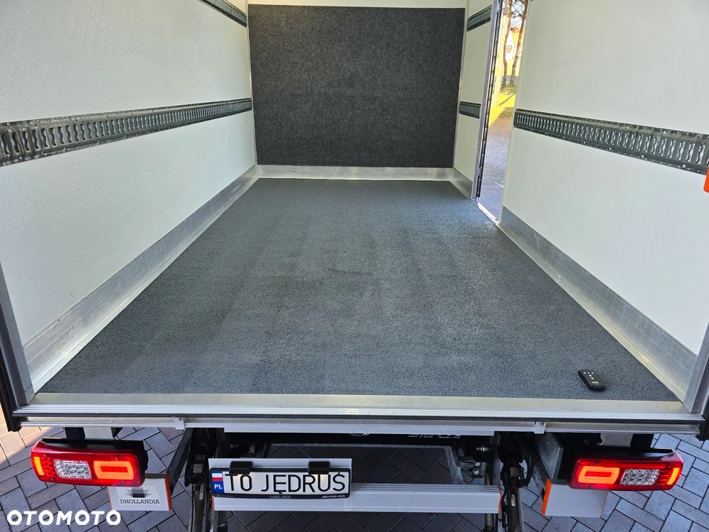 Mercedes-Benz SPRINTER 319 3.0 CDI KONTENER 4,28cmDługi 2,29cmSzero 2,24cmWysok + WINDA 750Kg 42Tyś km SERWIS DO OSTATNIEGO Km ASO MERCEDES-BENZ SALON PL STAN NOWY NOWY NOWY FABRYCZNA GWARANCJA - 16