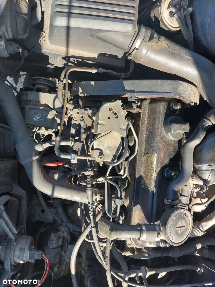 Silnik Volkswagen Golf 1.9 td kompletny ze skrzynią biegów - 2