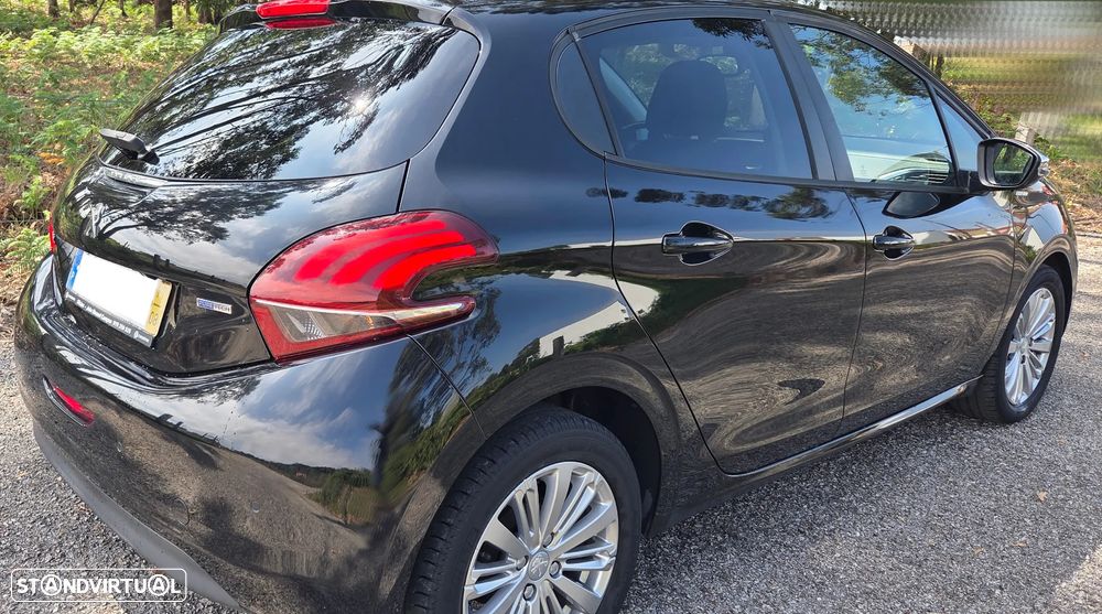Peugeot 208 1.2 PureTech Style - 7