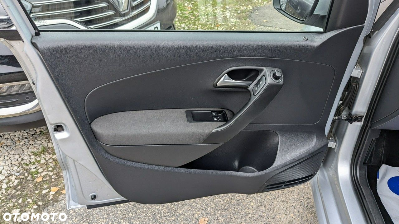 Volkswagen Polo - 28