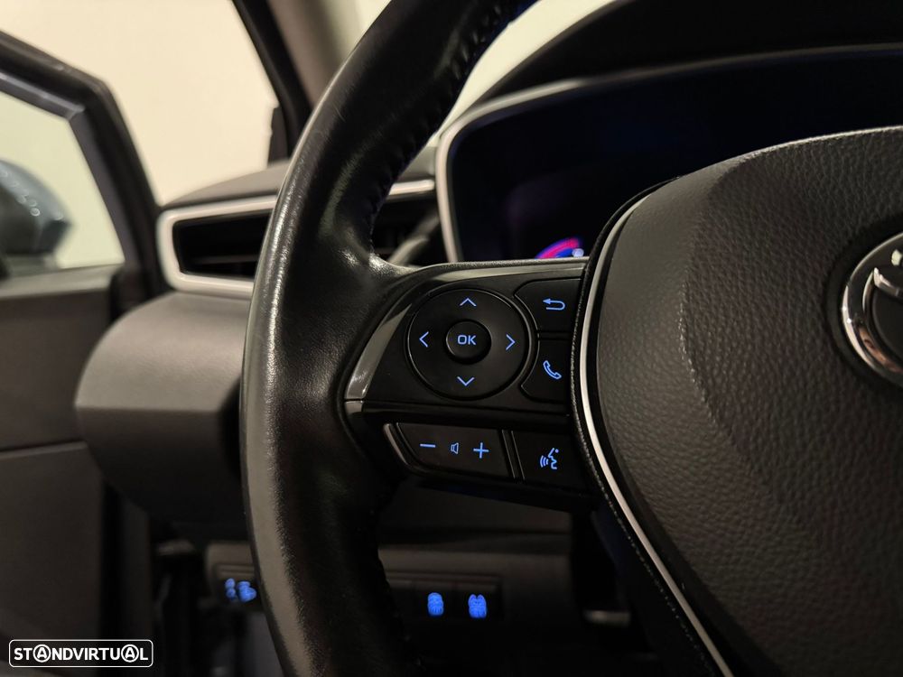 Toyota Corolla 1.8 Hybrid Exclusive - 47