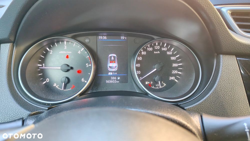 Nissan Qashqai 1.7 dCi ALL-MODE 4x4i N-CONNECTA - 13
