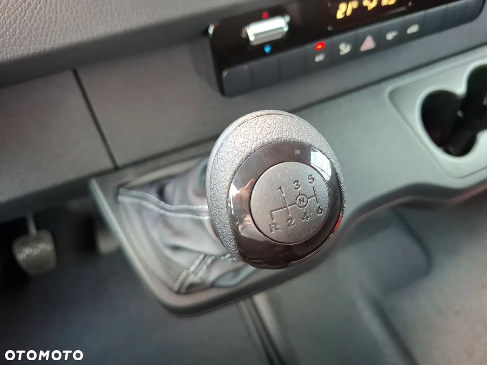 Mercedes-Benz Sprinter 315 CDI Furgon 3665 mm L2H1 - 26
