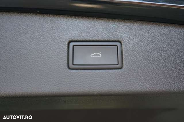 Volkswagen Tiguan - 5
