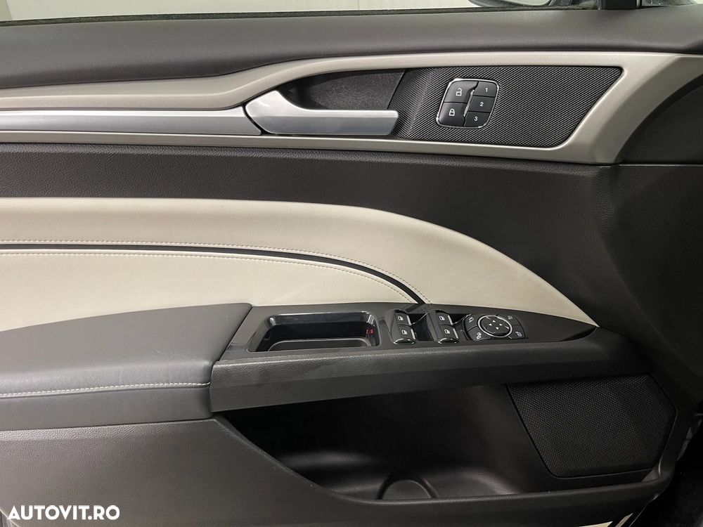 Ford Mondeo 2.0 TDCi Start-Stopp PowerShift-Aut Vignale - 29