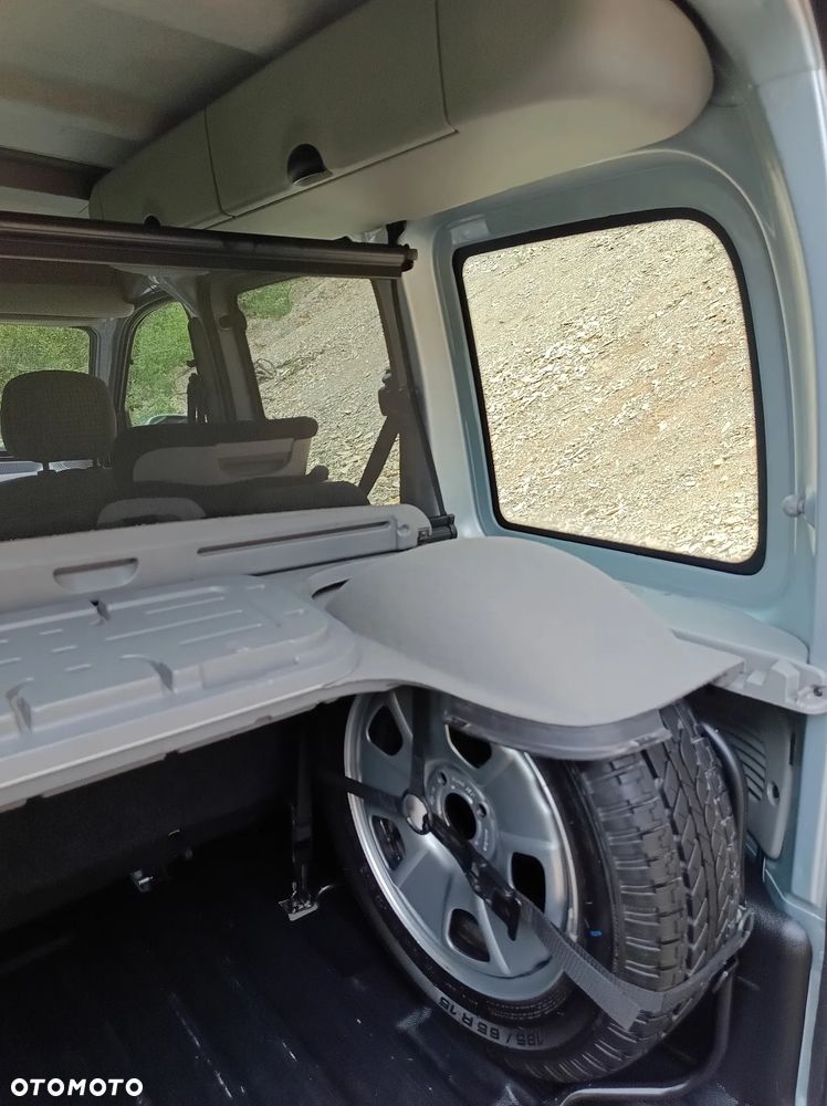 Renault Kangoo 4x4 1.6 16V - 20