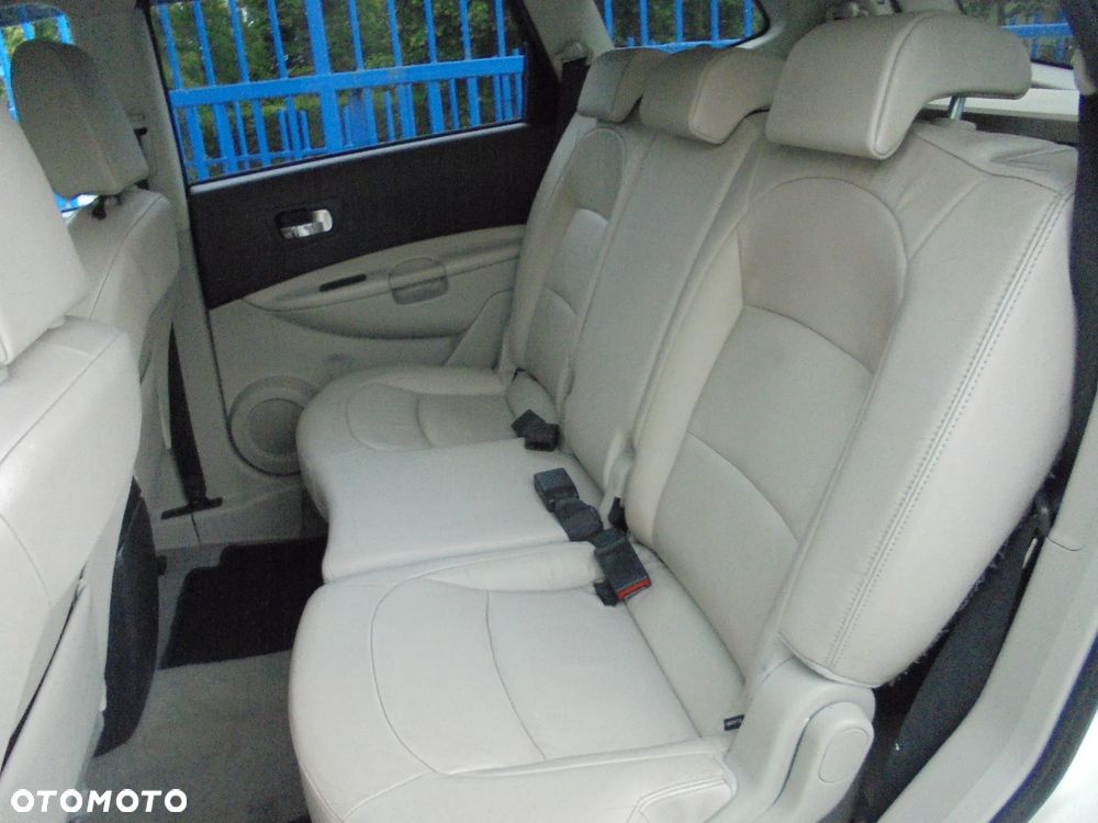 Nissan Qashqai+2 2.0 dCi DPF tekna - 10