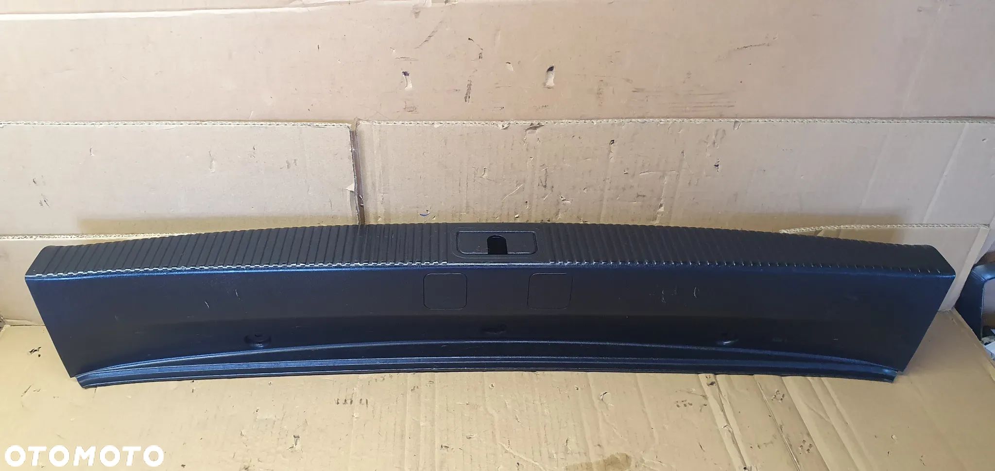Osłona nakładka progu bagażnika Audi A8 D3 4E0863471B - 1